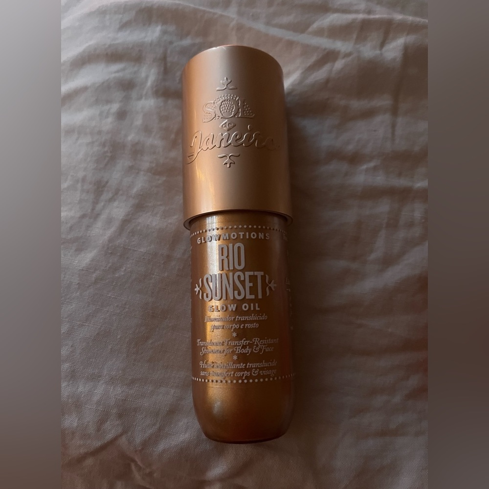 Sol de Janeiro Shimmery Glowy Body Oil